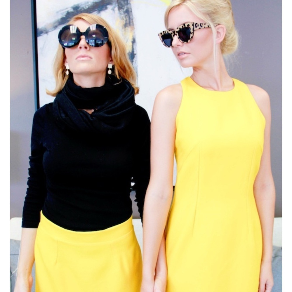 Camilyn Beth Yellow Sleeveless Mini Dress Racer Back - size 2. B7